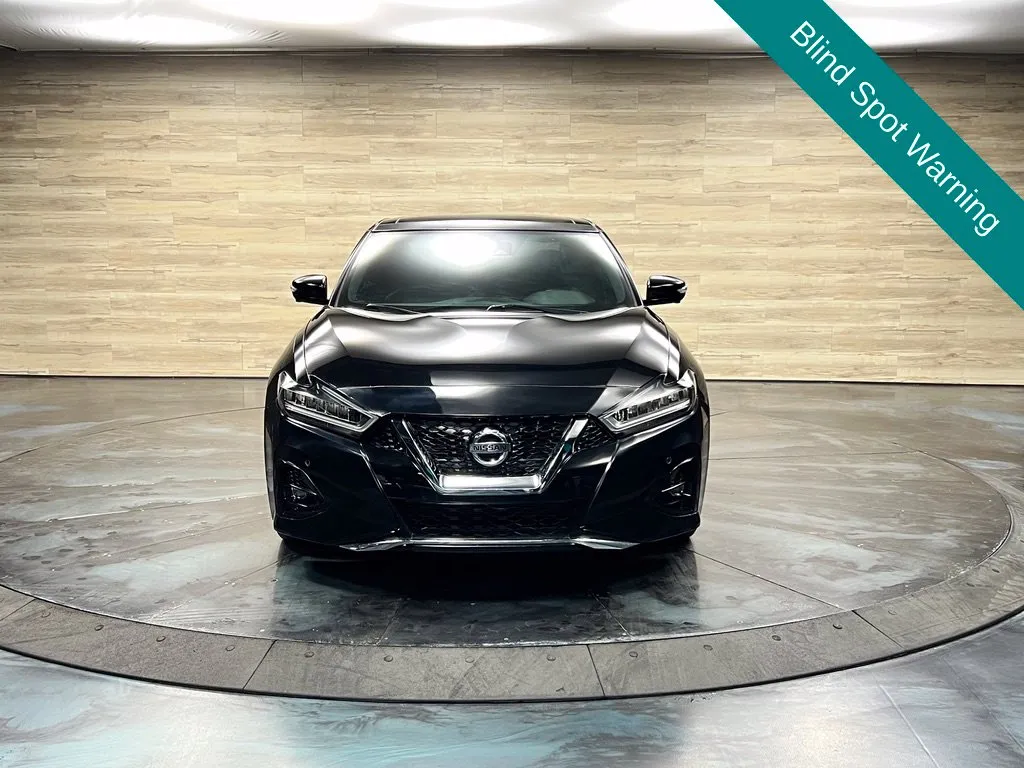 Nissan Maxima photo 8