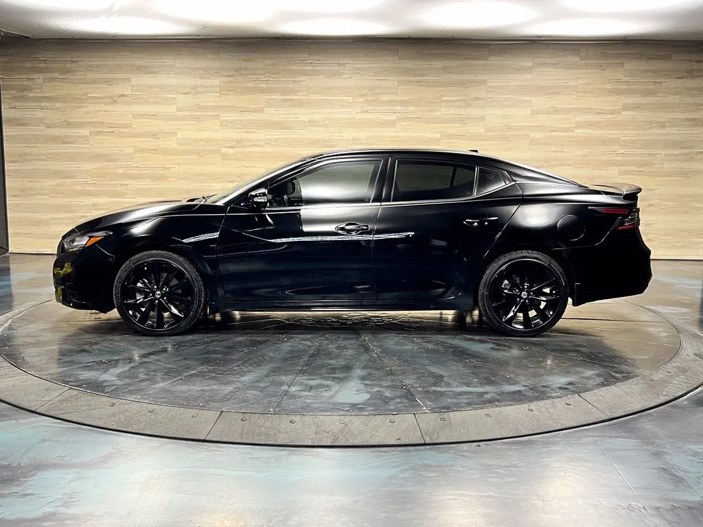 Nissan Maxima photo 21