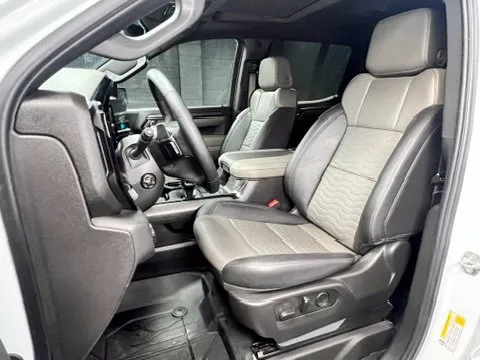 Chevrolet Silverado photo 6