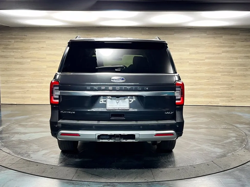 Ford Expedition MAX photo 18