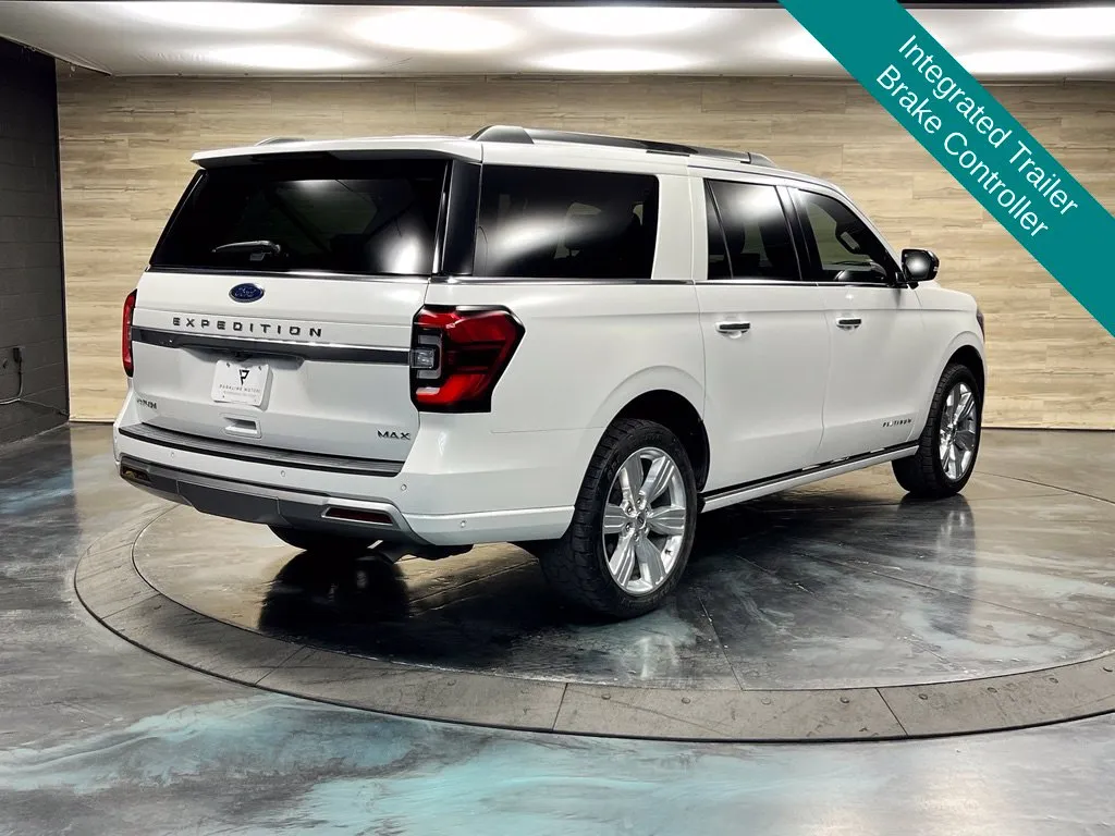 Ford Expedition MAX photo 16