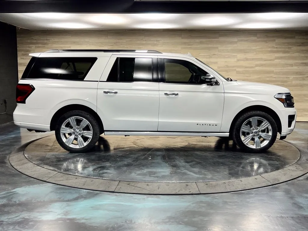 Ford Expedition MAX photo 27