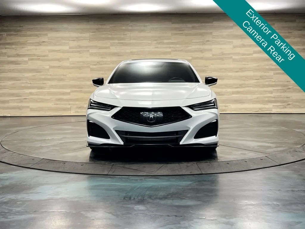 Acura TLX photo 8