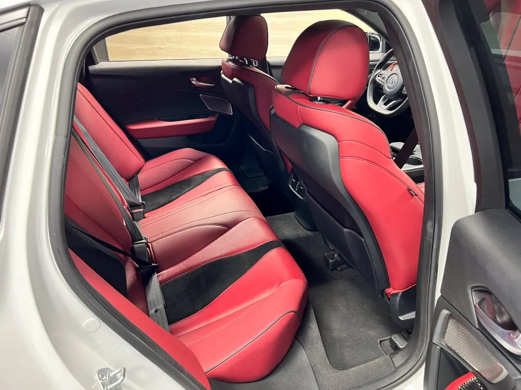 Acura TLX photo 13