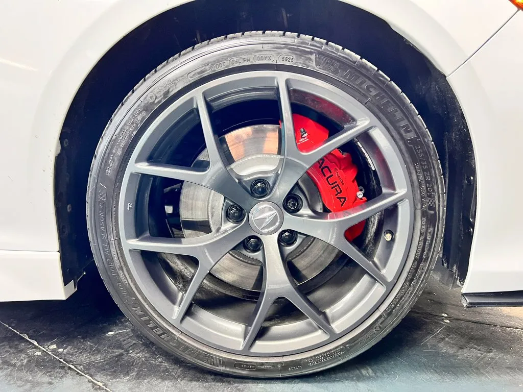 Acura TLX photo 24