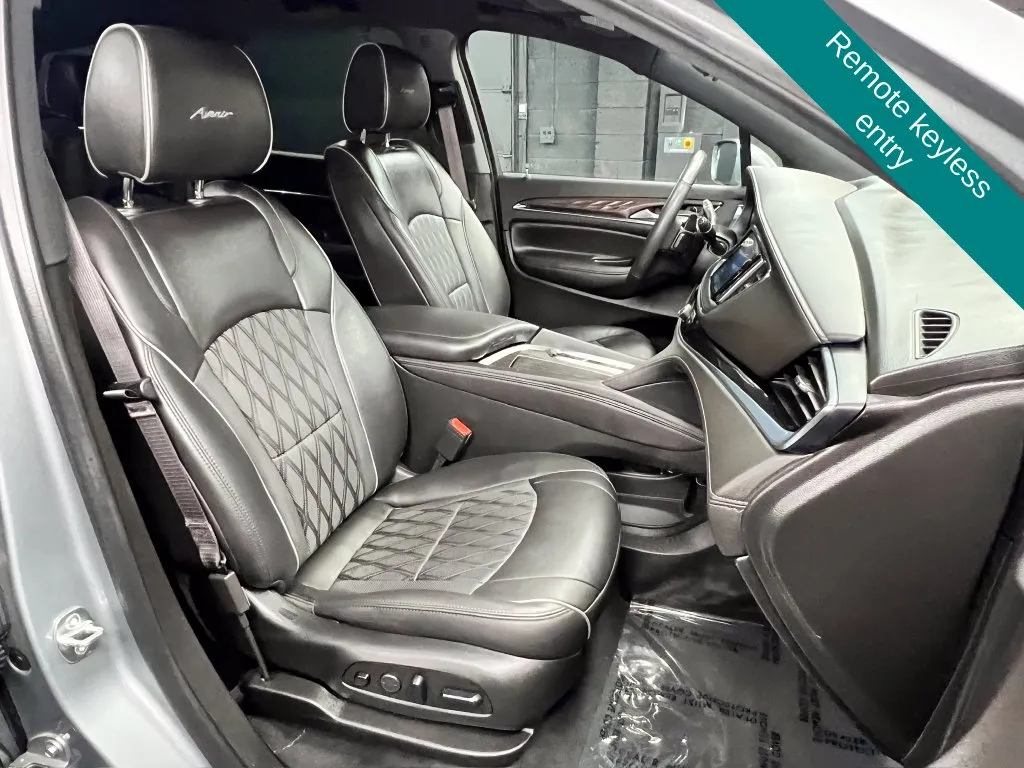 Buick Enclave photo 7