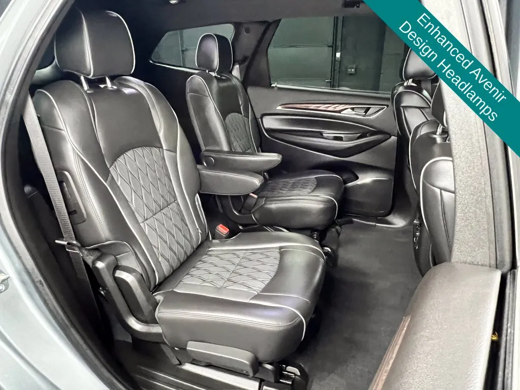 Buick Enclave photo 17
