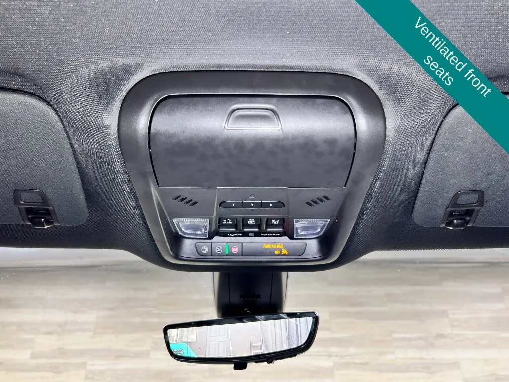 Buick Enclave photo 24