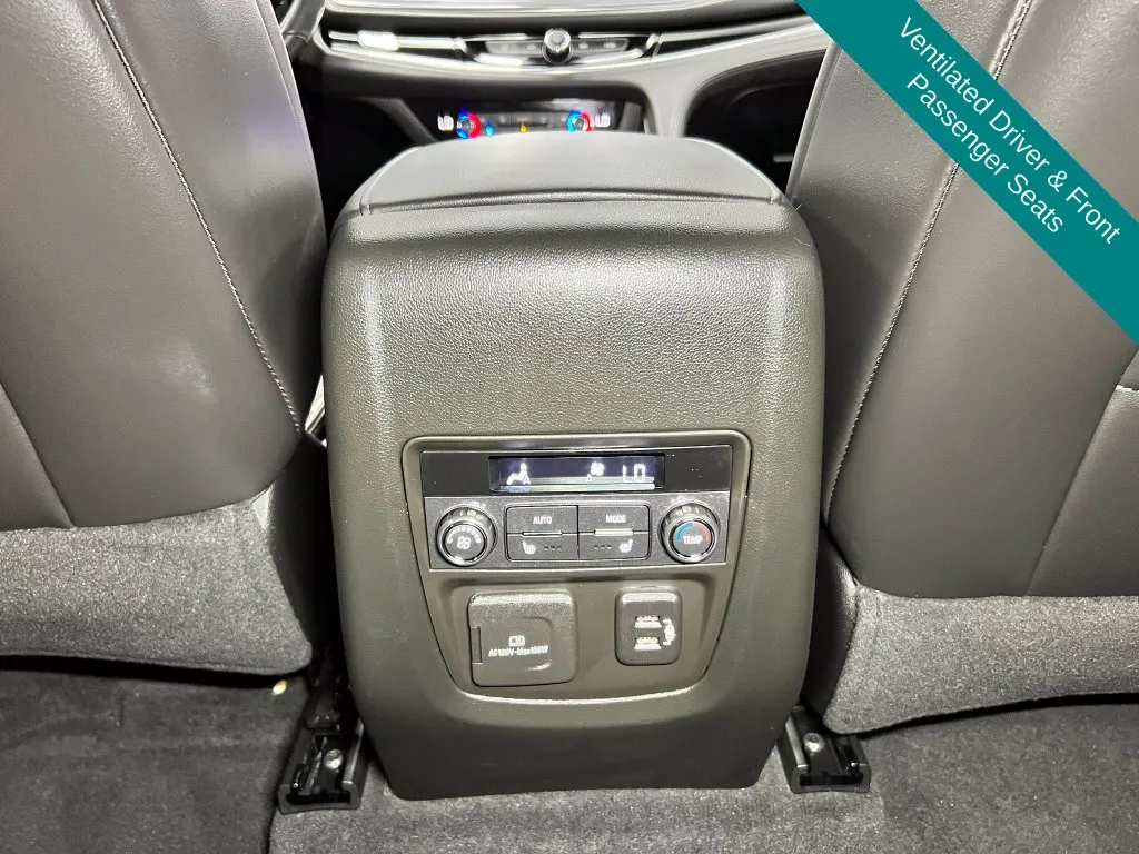 Buick Enclave photo 23