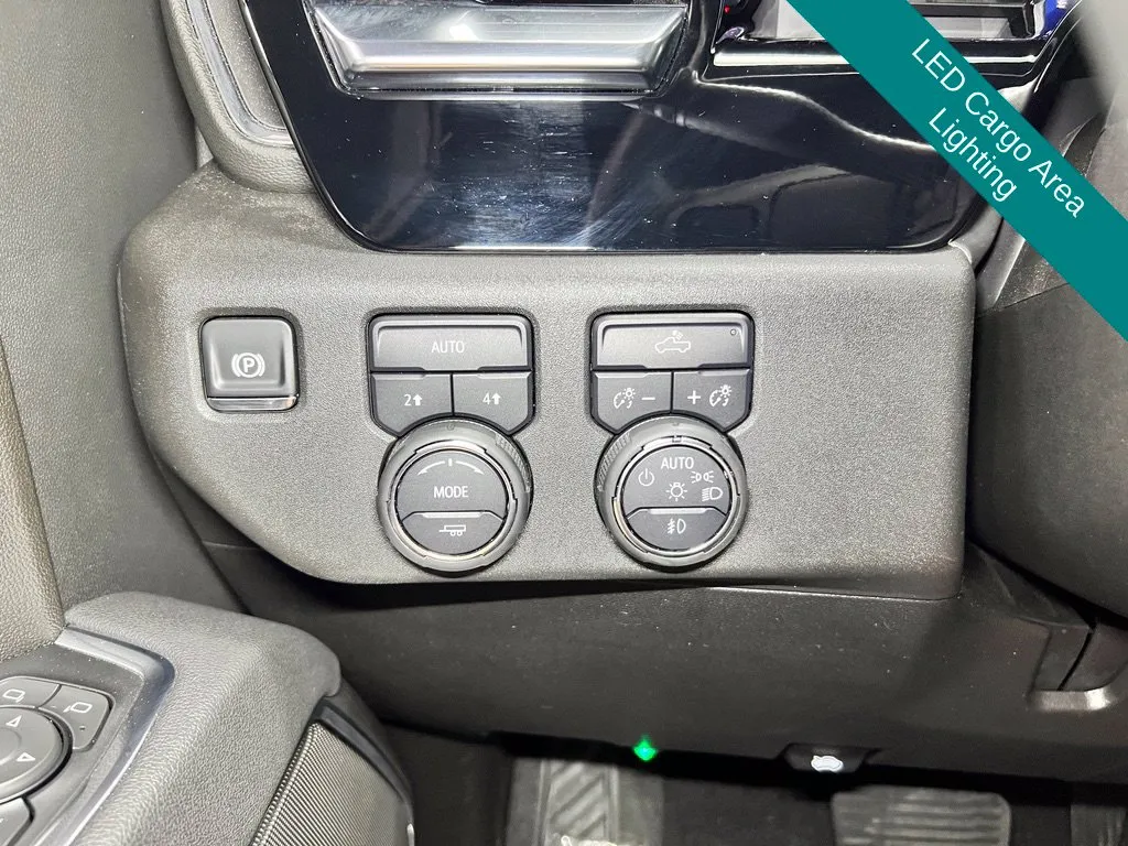 Chevrolet Silverado photo 22