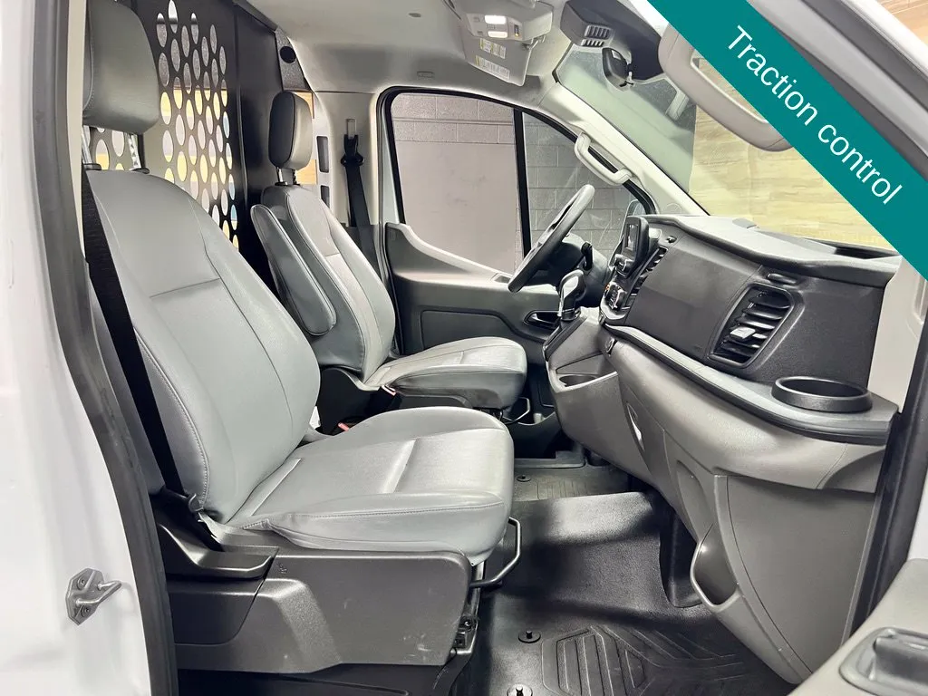 Ford Transit-250 photo 3