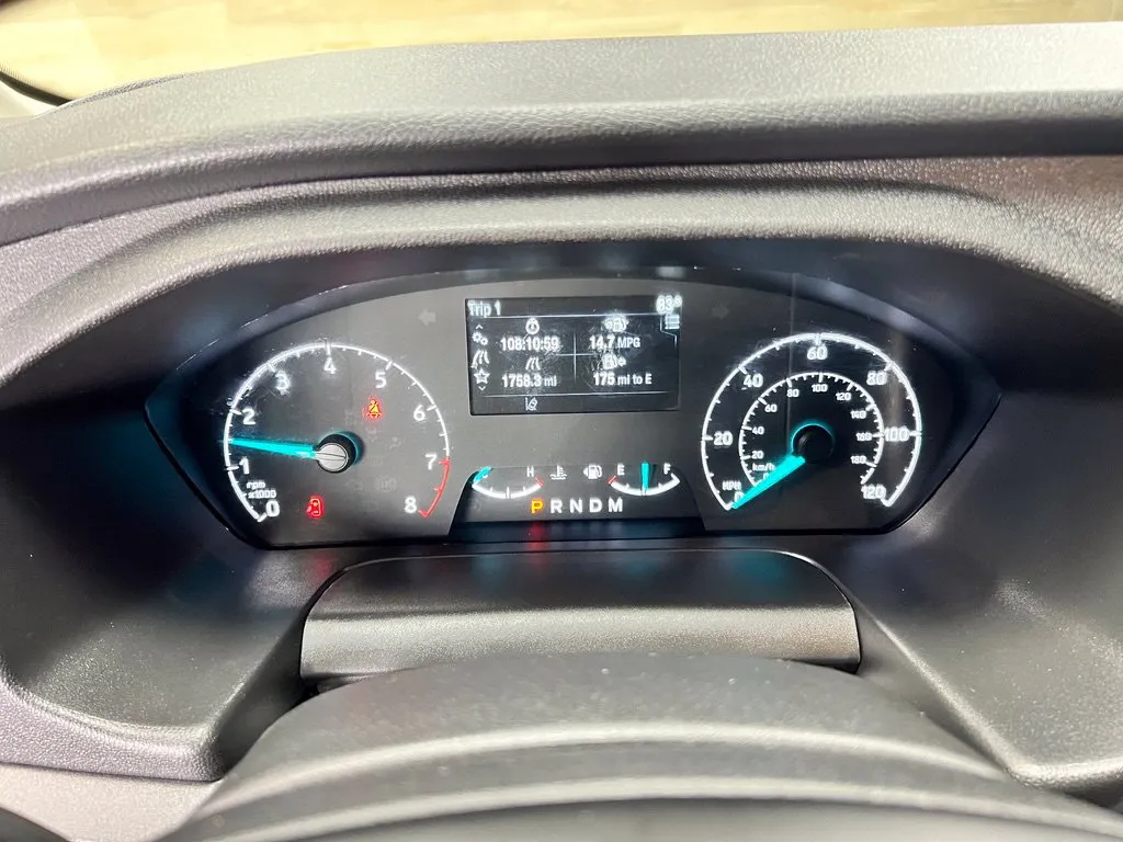 Ford Transit-250 photo 10