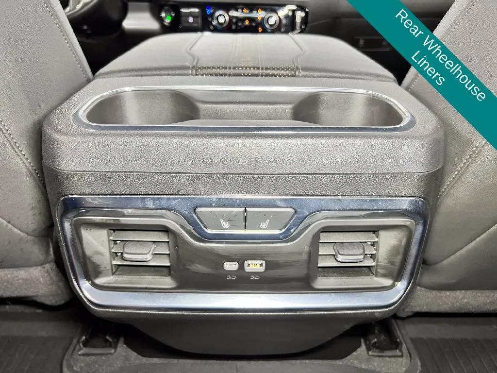 Chevrolet Silverado photo 23