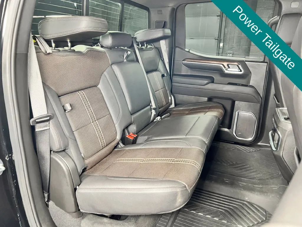 Chevrolet Silverado photo 18