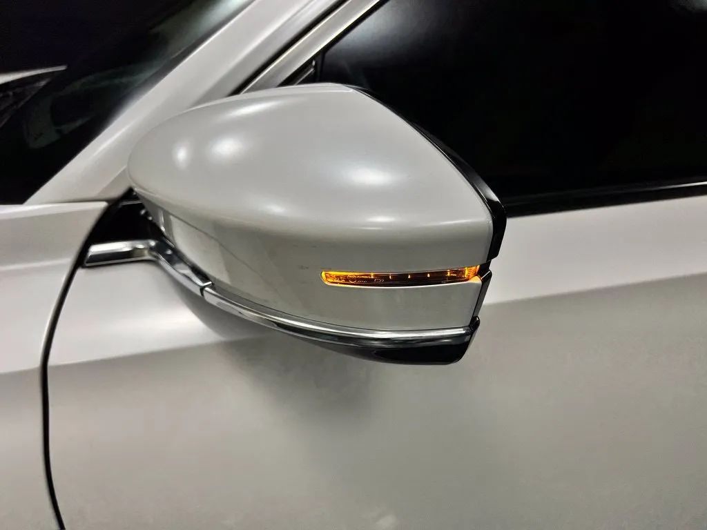 Acura MDX photo 28