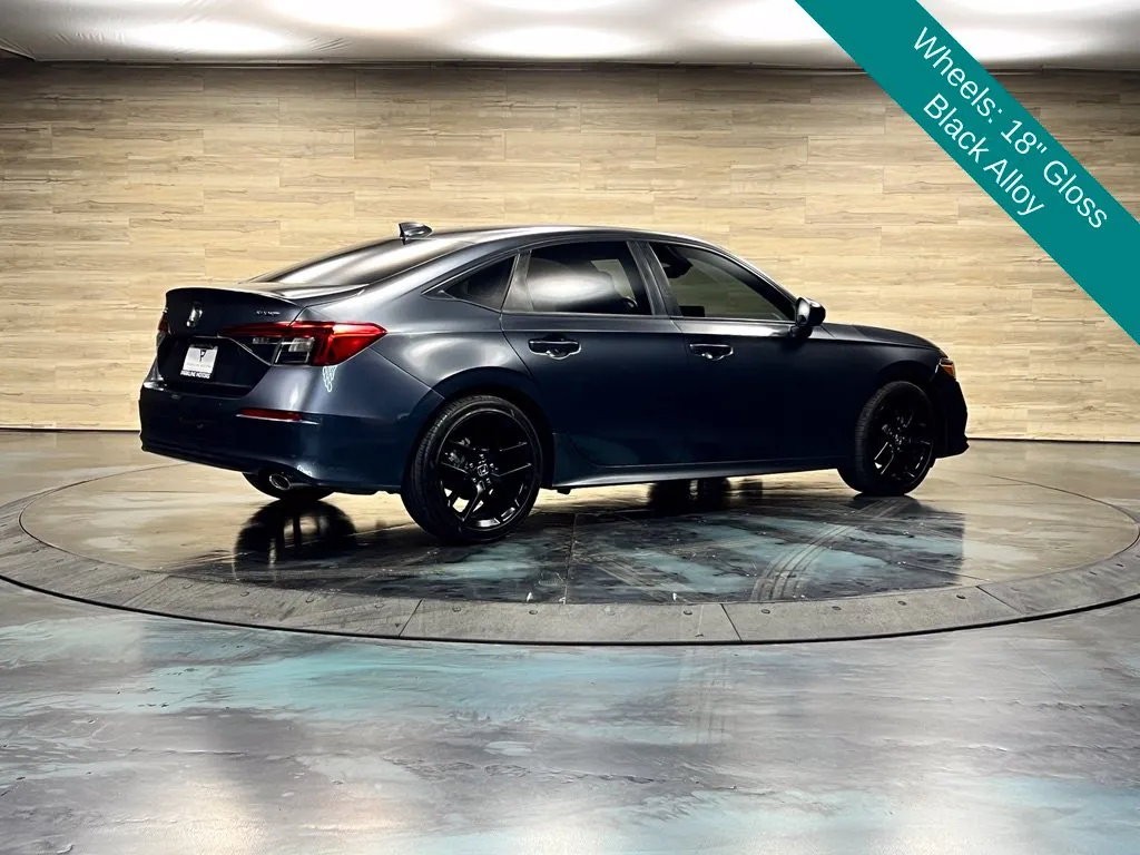 Honda Civic photo 11