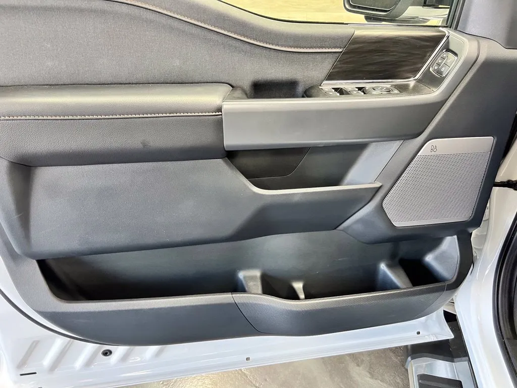 Ford F-150 photo 16