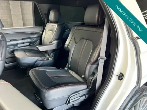 Ford Expedition photo 9