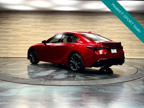 Lexus IS photo 16