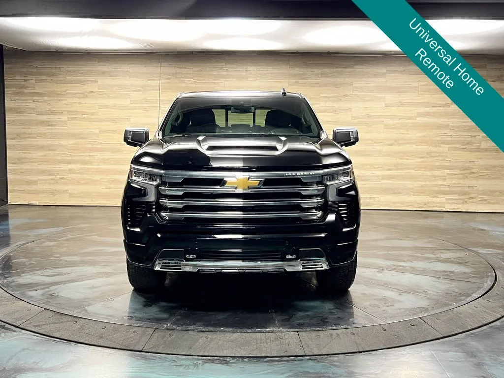 Chevrolet Silverado photo 8