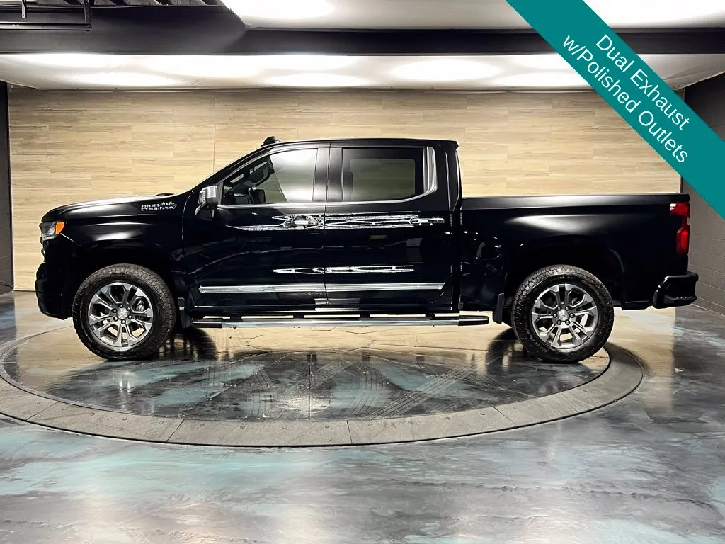 Chevrolet Silverado photo 21