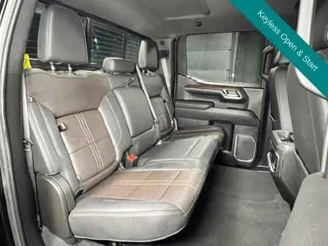 Chevrolet Silverado photo 10