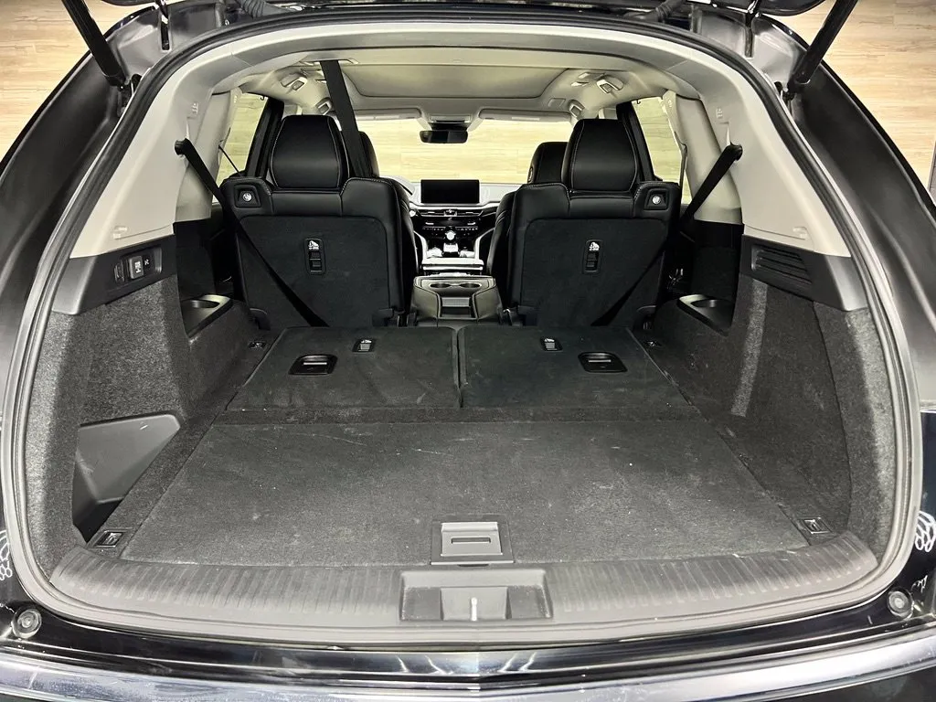 Acura MDX photo 18