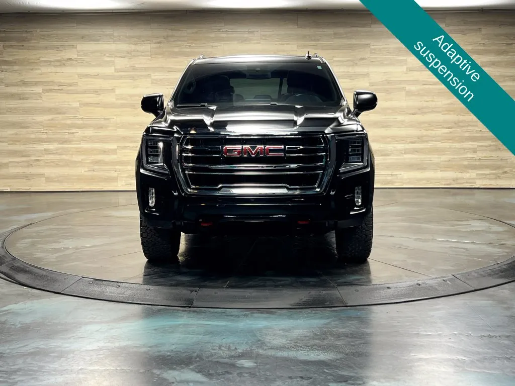 GMC Yukon photo 8