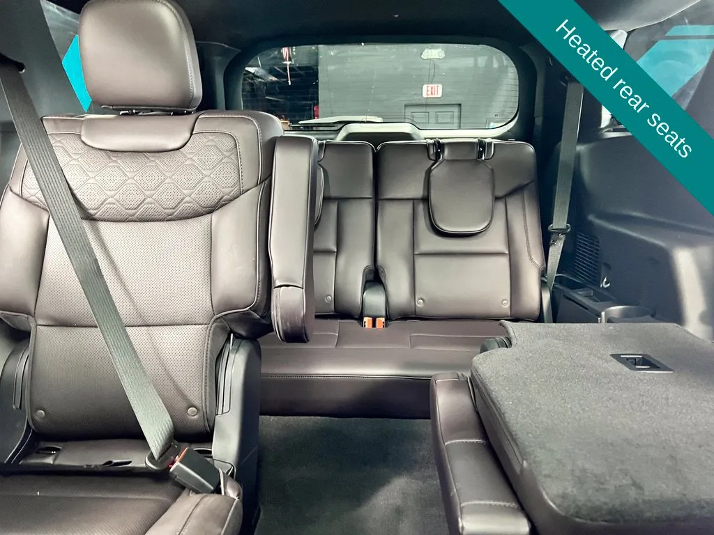 Ford Explorer photo 21