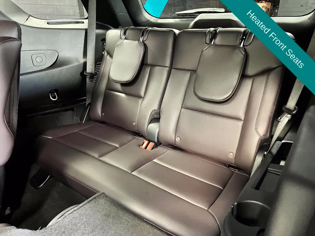 Ford Explorer photo 22