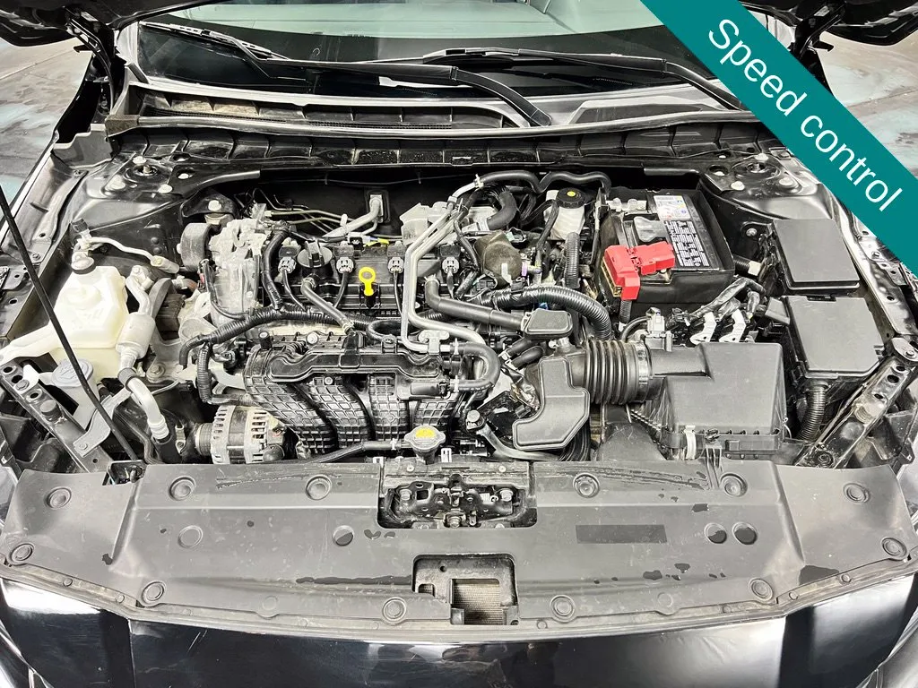 Nissan Altima photo 9