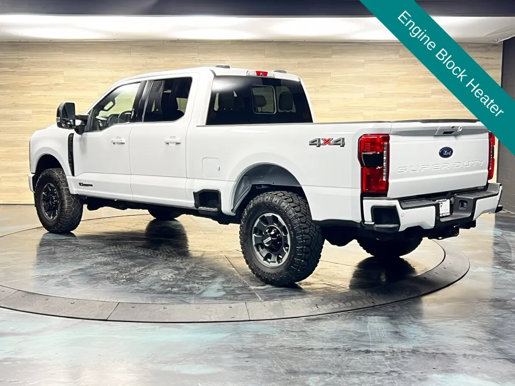 Ford F-250SD photo 17