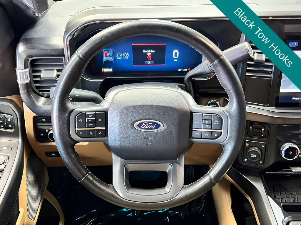 Ford F-250SD photo 29