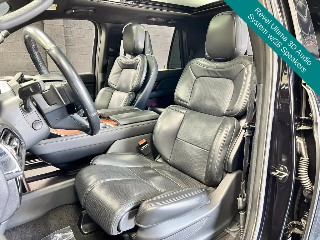 Lincoln Navigator photo 7