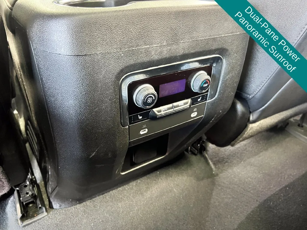 Chevrolet Tahoe photo 17
