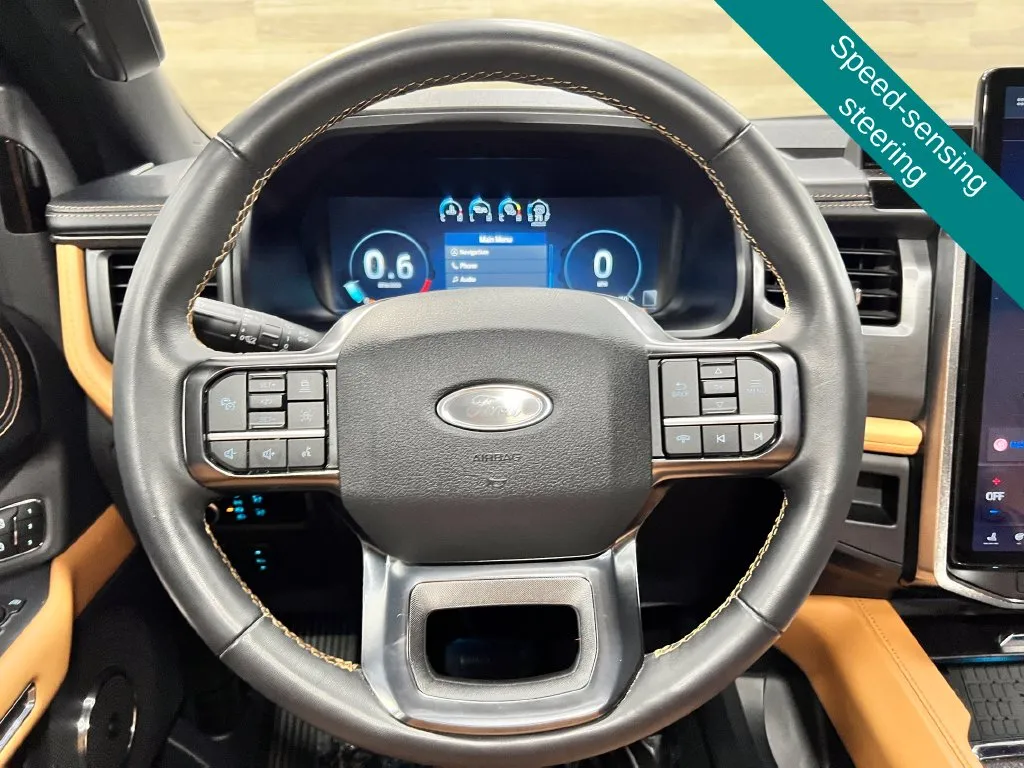 Ford Expedition photo 9