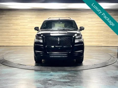 More photos of 2023 Lincoln Navigator L Reserve at Parkline Motors, UT