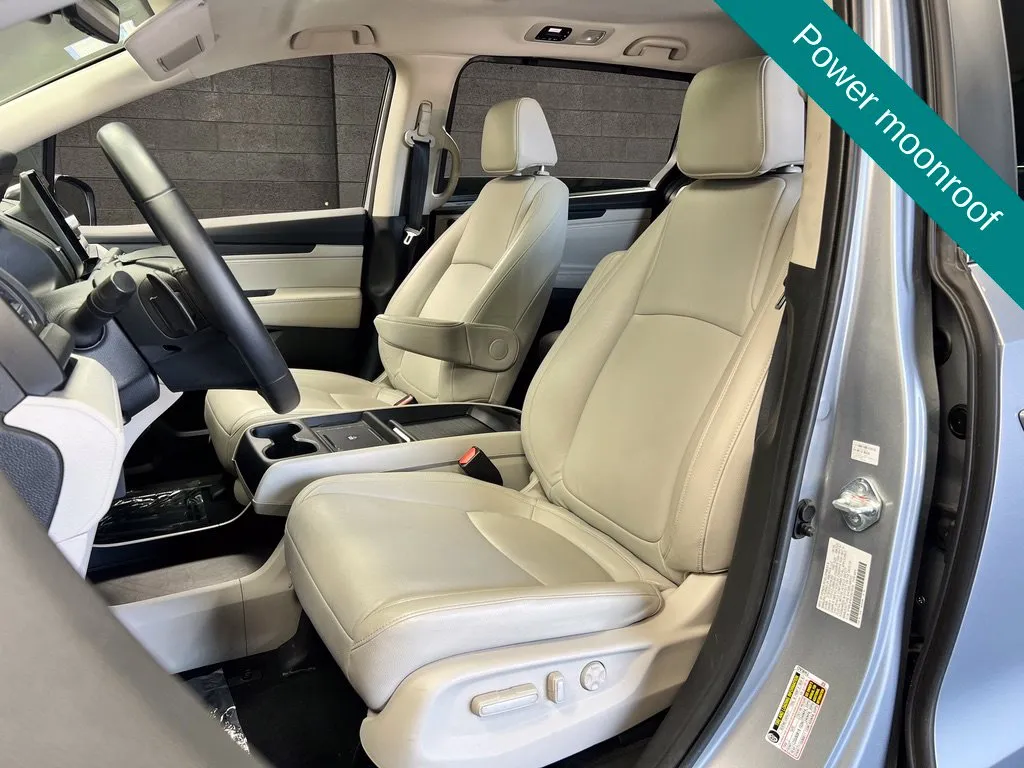 Honda Odyssey photo 6
