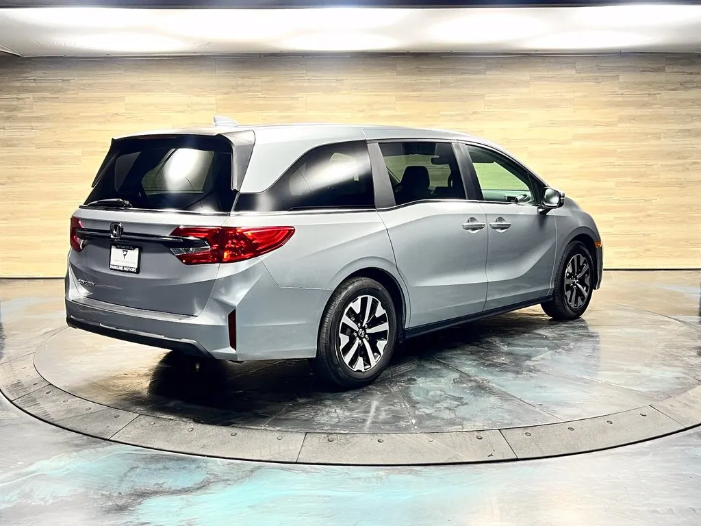 Honda Odyssey photo 21