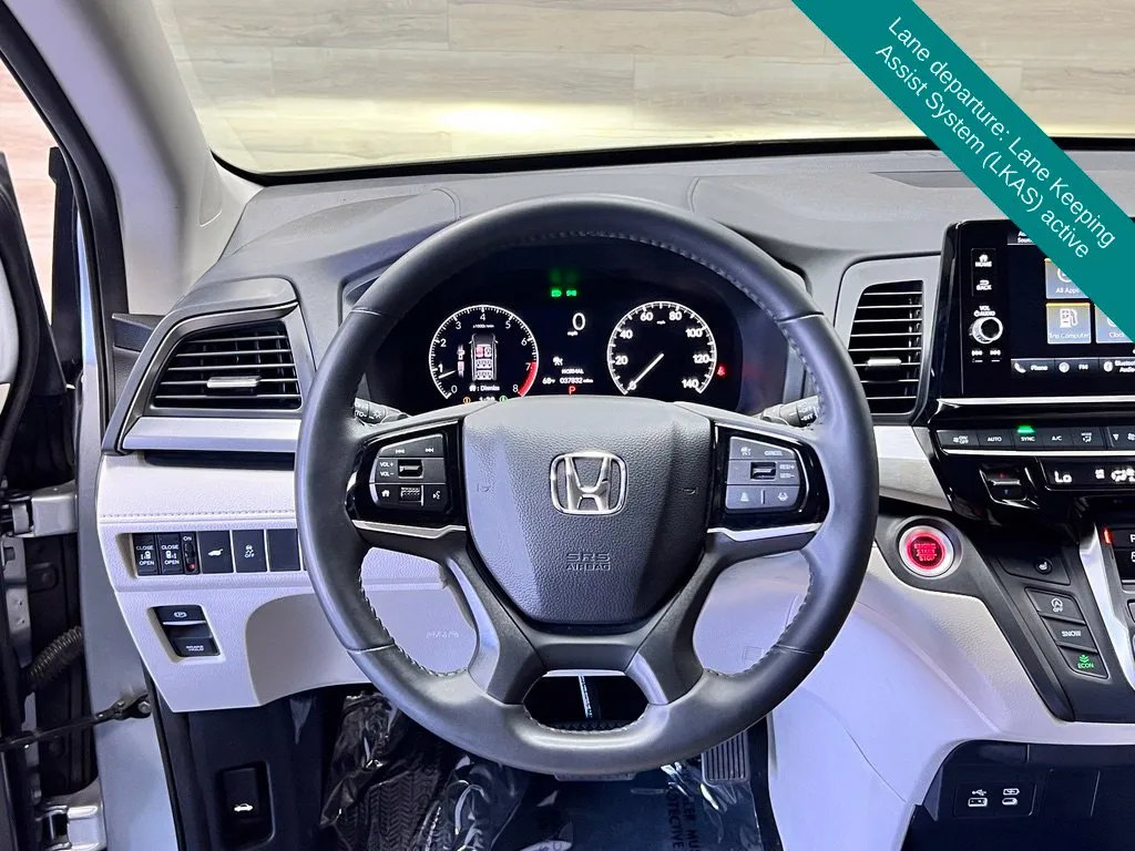 Honda Odyssey photo 9