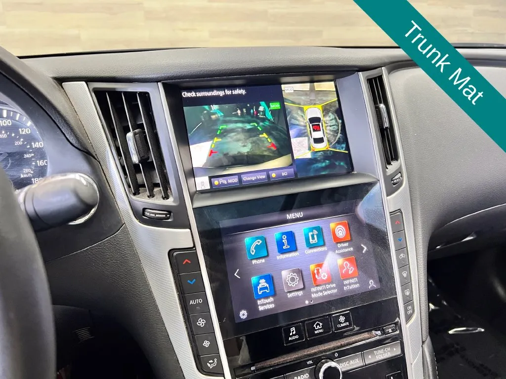 Infiniti Q50 photo 13