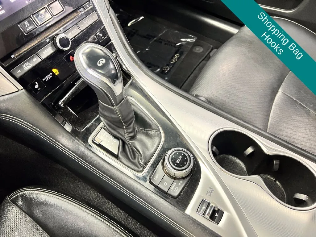 Infiniti Q50 photo 10