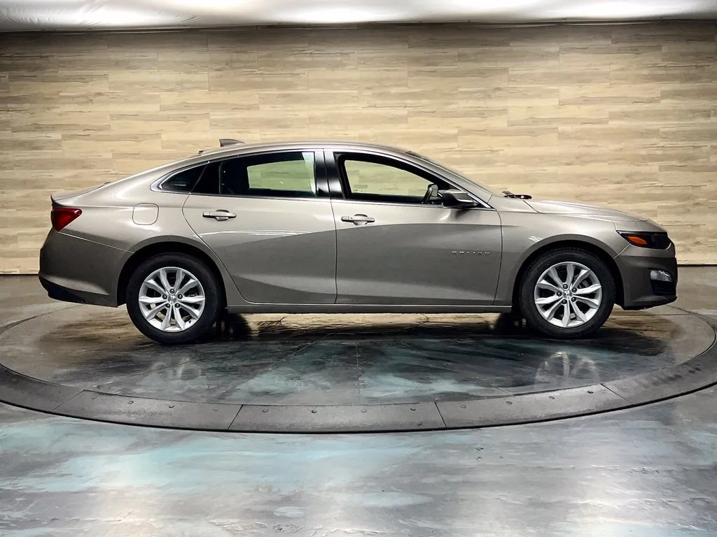 Chevrolet Malibu photo 22