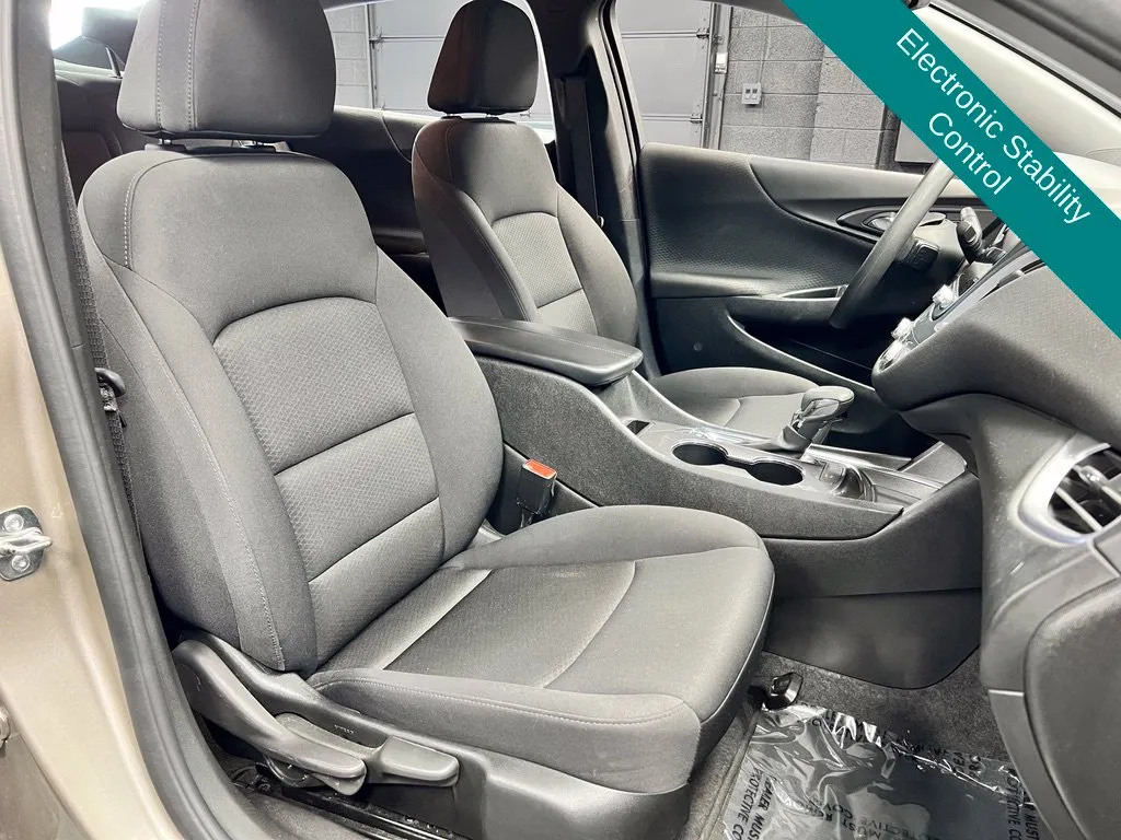 Chevrolet Malibu photo 6