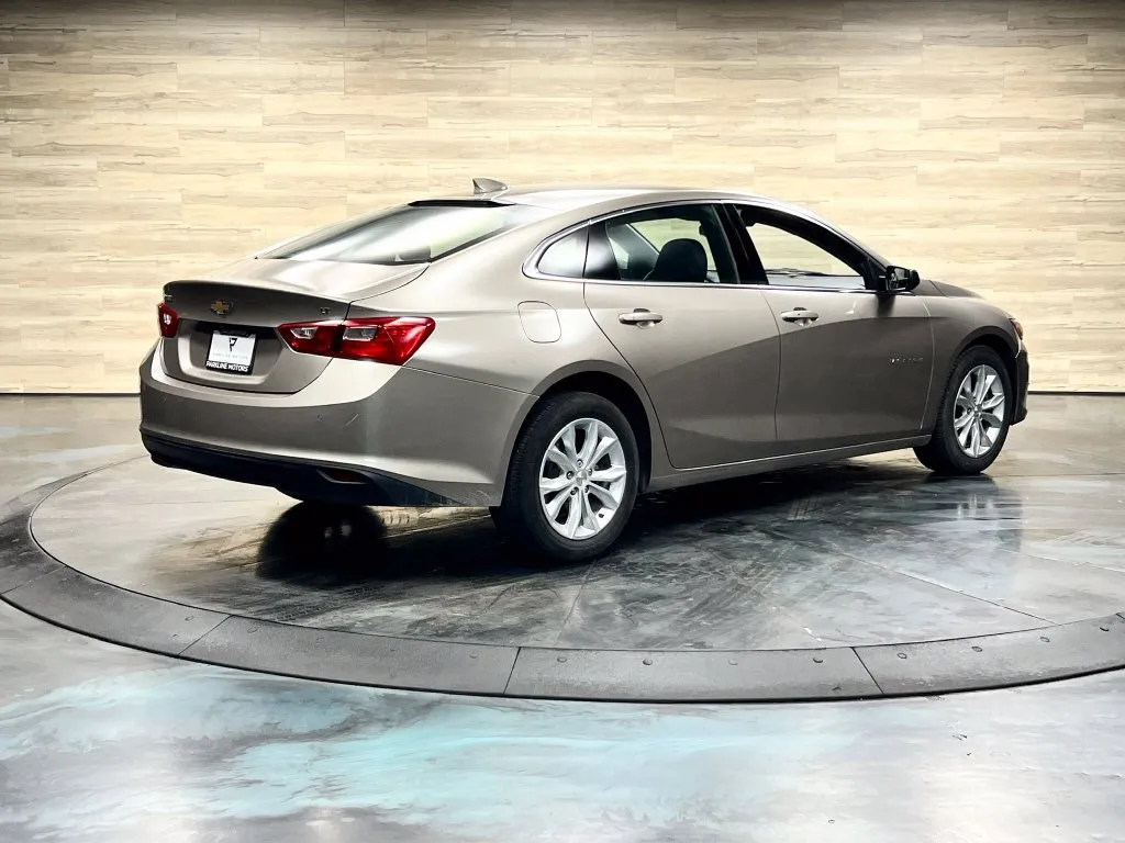 Chevrolet Malibu photo 20
