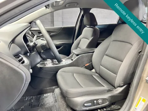 More photos of 2025 Chevrolet Malibu LT at Parkline Motors, UT