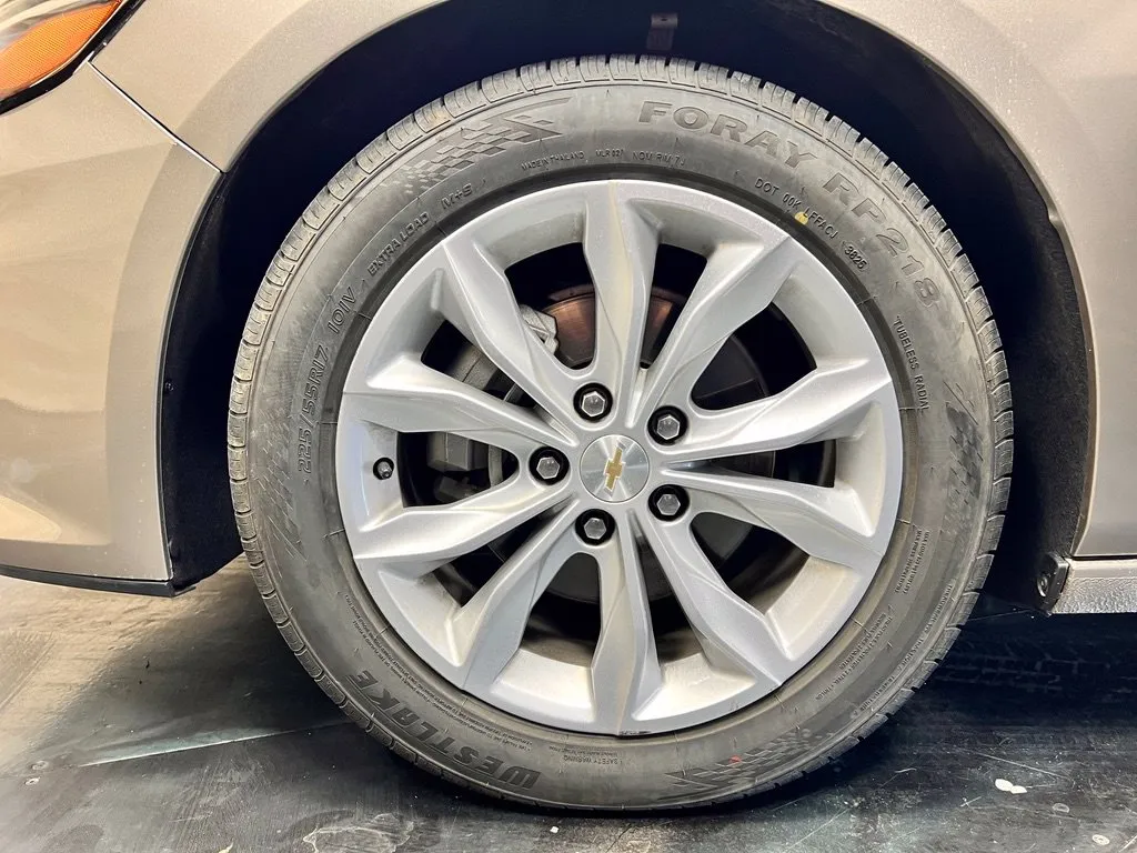Chevrolet Malibu photo 23