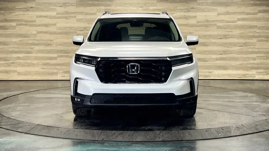 Honda Pilot photo 3