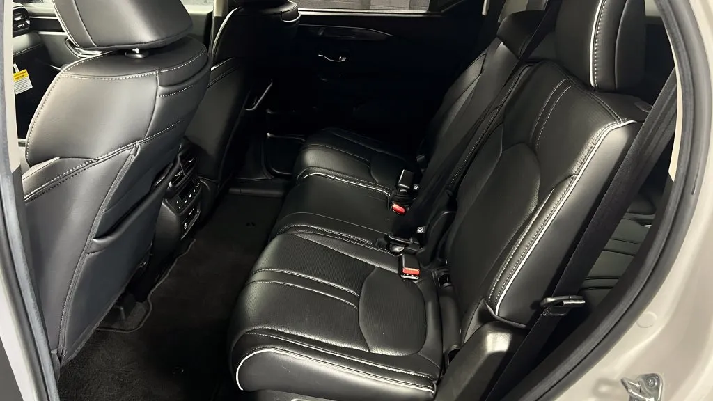 Honda Pilot photo 16