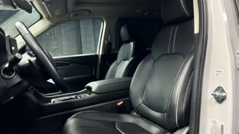 More photos of 2025 Honda Pilot Elite at Parkline Motors, UT